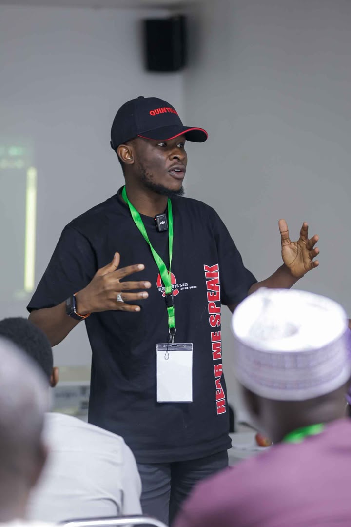 Facilitator teaching a session